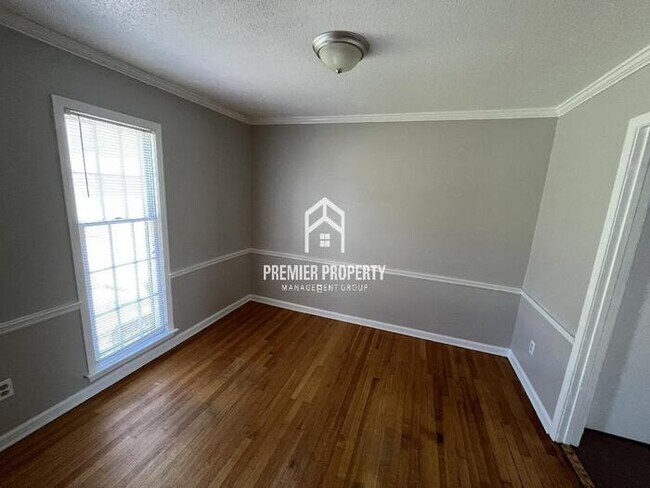 Building Photo - 1769 Prado Ave