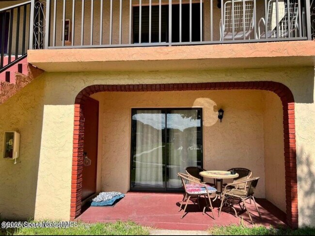 Foto del edificio - 165 San Juan Cir