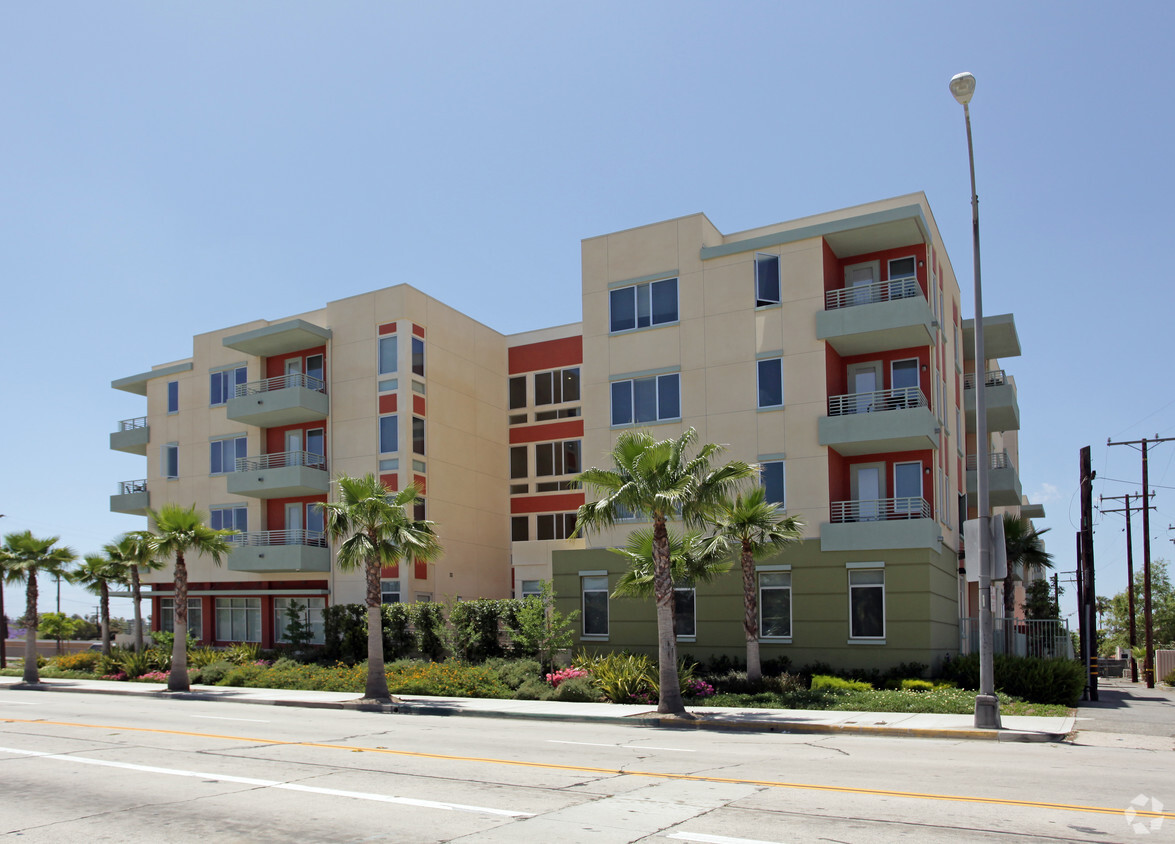 Foto del edificio - Long Beach Senior Housing