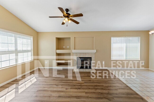 Foto del edificio - 8560 Harvest House Way