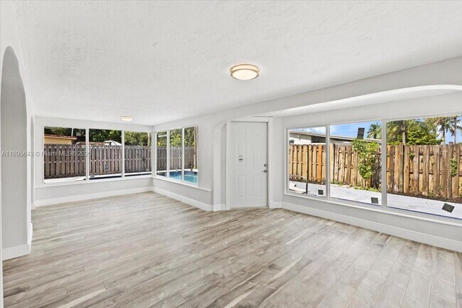 Foto del edificio - 4131 NW 13th Ave