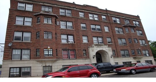 Primary Photo - Grand Plaza Apartments