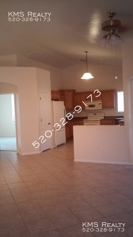 Foto del edificio - 11353 W Farm Village Dr