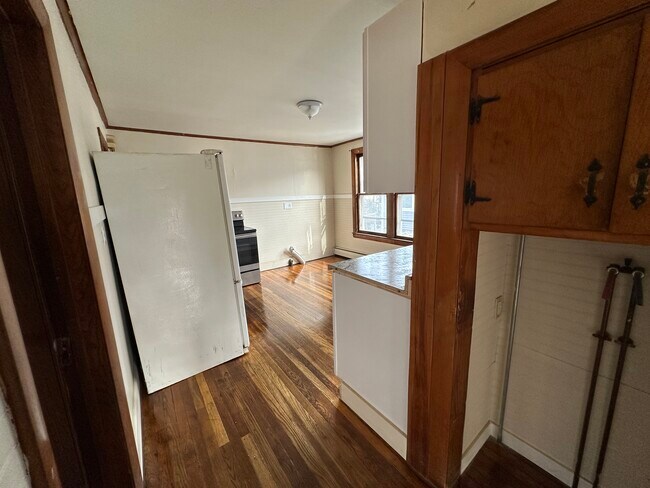 Kitchen - 126 Pleasant St