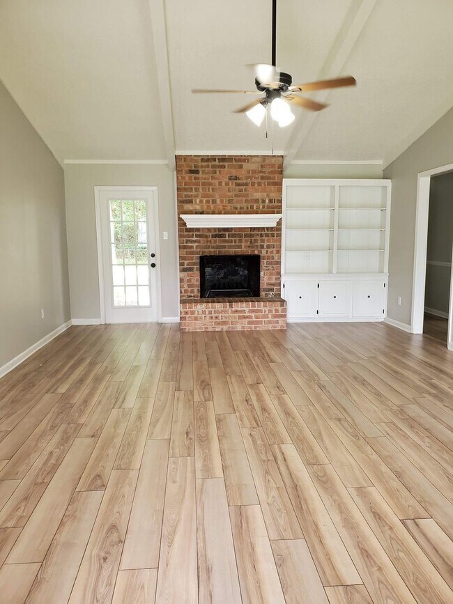 Foto del edificio - 9308 Walker Rd
