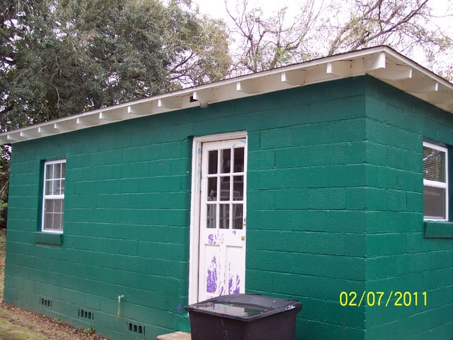 Building Photo - 1101 Colorado St