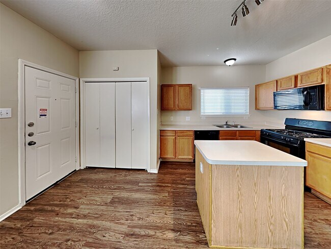 Foto del edificio - 20534 Patriot Park Ln