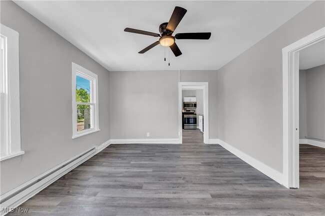 Foto del edificio - 3701 Chatham Ave