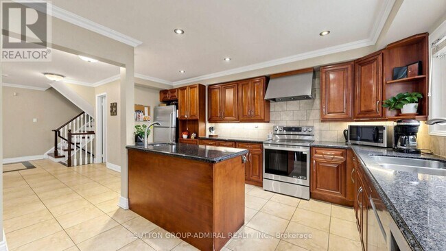 Building Photo - 78 Alameda Cir