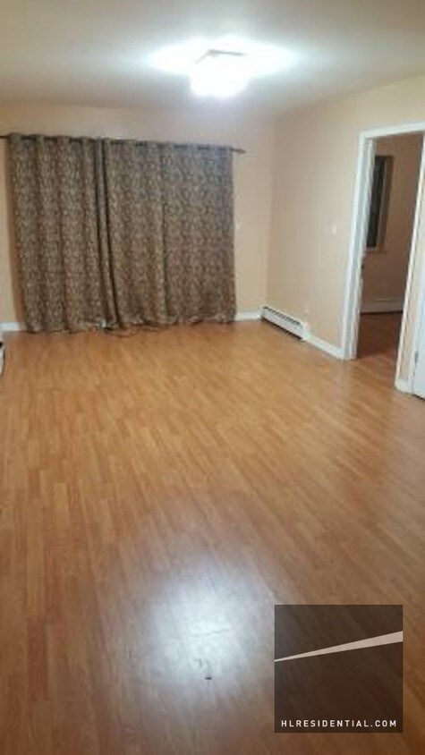 Foto del edificio - 6149 164th St