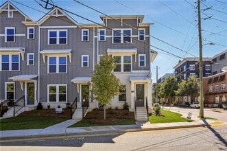 Building Photo - 3648 S Fulton Ave