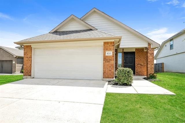 Foto del edificio - 8213 Camellia Rose Dr