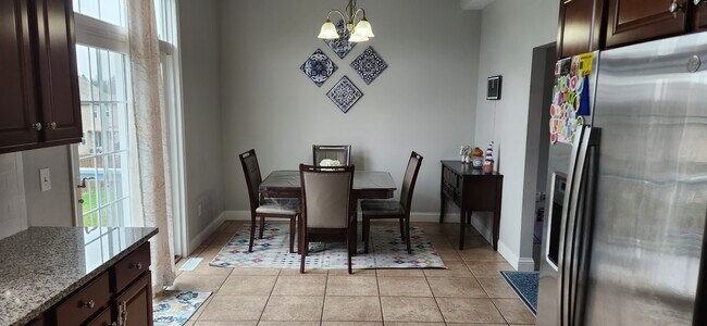 Foto del edificio - 1410 Kickapoo Creek Rd