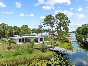 Building Photo - 17511 Canal Shores Dr