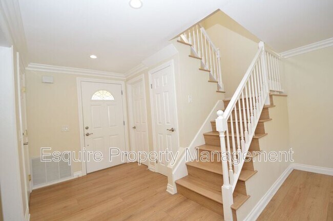 Foto del edificio - 6713 Singletree Ln