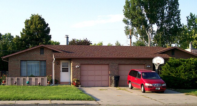Foto del edificio - B.R. Fishburn Apartments
