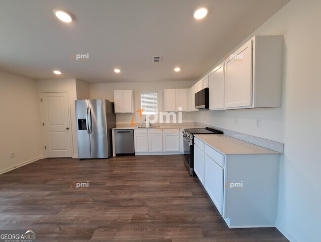 Foto del edificio - 176 Kinsale Dr