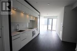 Building Photo - 15 Grenville St