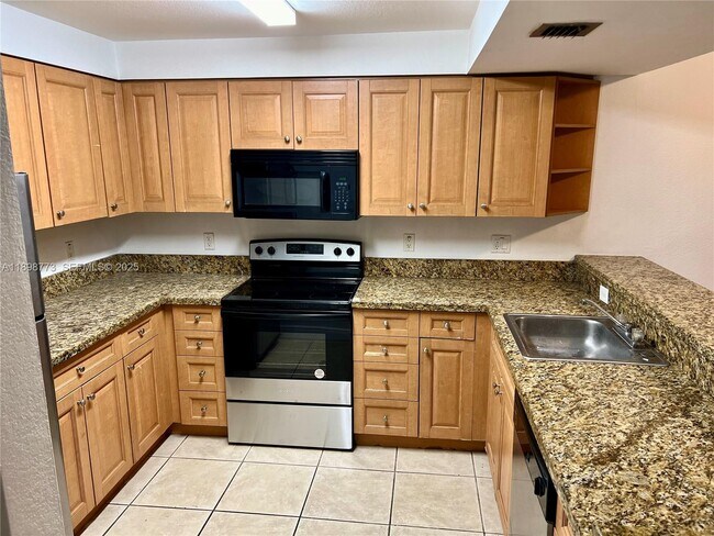 Foto del edificio - 5201 Geneva Ct