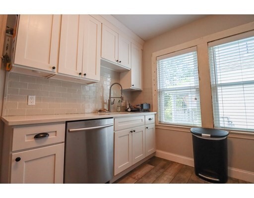 Foto del edificio - 244 Blue Hills Pkwy