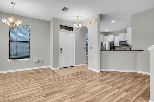 Foto del edificio - 16519 Kingletridge Ave