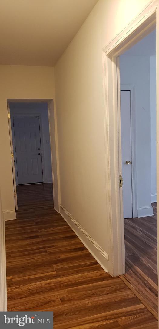 Foto del edificio - 502 W 7th St