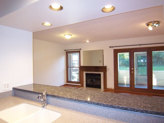 Kitchen cutout look out - 3365 Bent Trail Dr