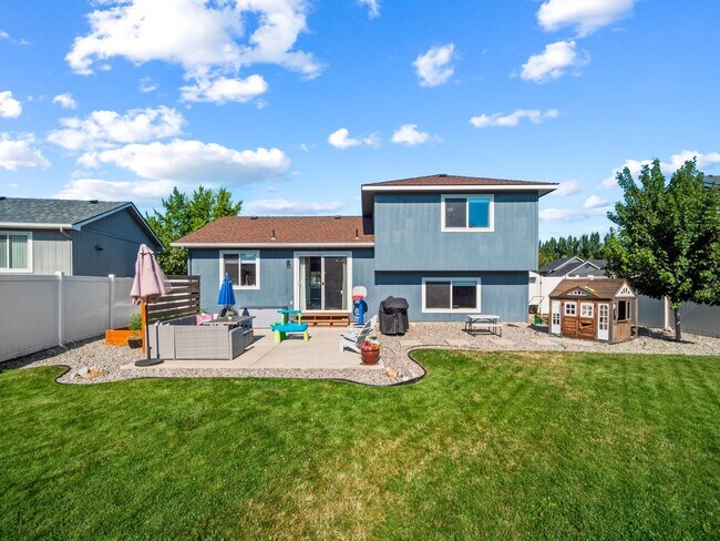 Building Photo - Furnished 3-Bedroom Home in Spokane Valley – Comfortable & Move-In Ready