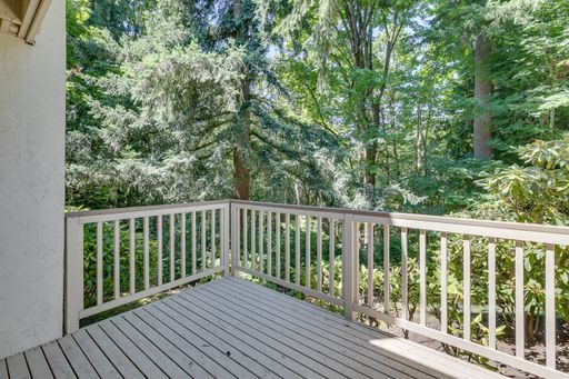 Building Photo - Village Green Drive Mill Creek Rental Available!