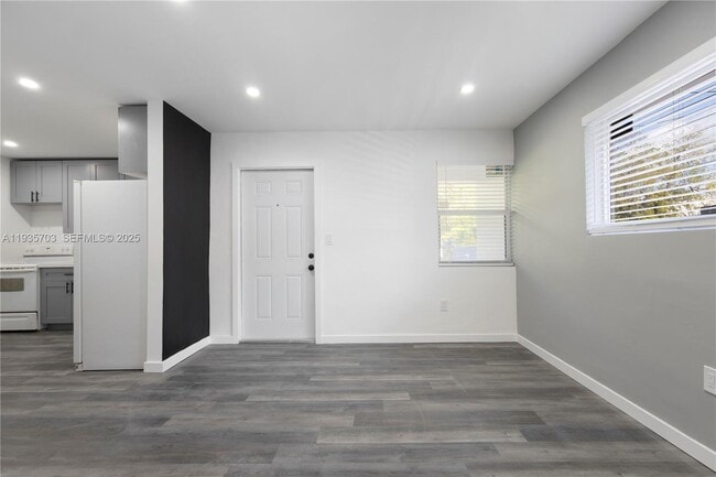 Building Photo - 28 NW 34th Terrace