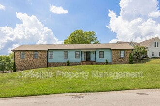 Building Photo - 6999 Tartan Dr