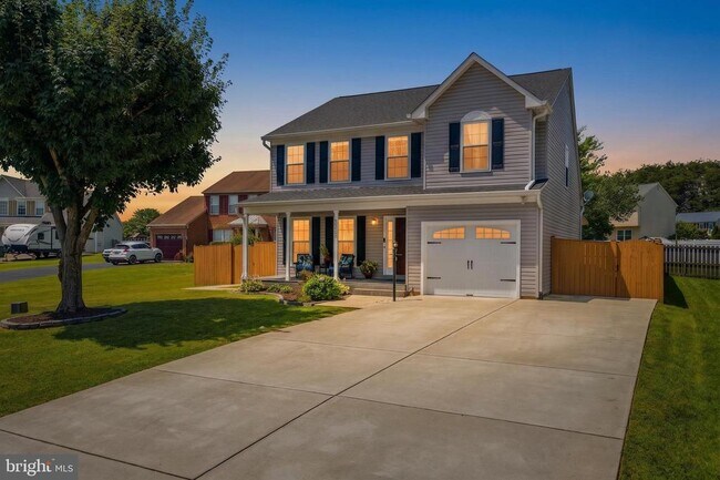Building Photo - 13922 Rutgers Ct