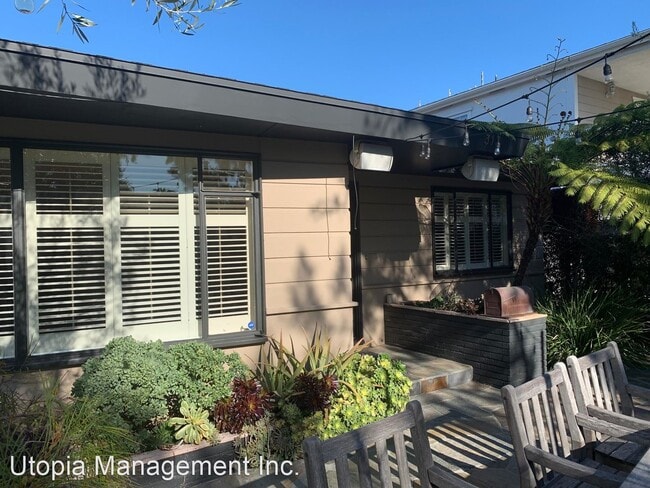 Building Photo - 3 br, 2 bath House - 313 Larkspur Ave