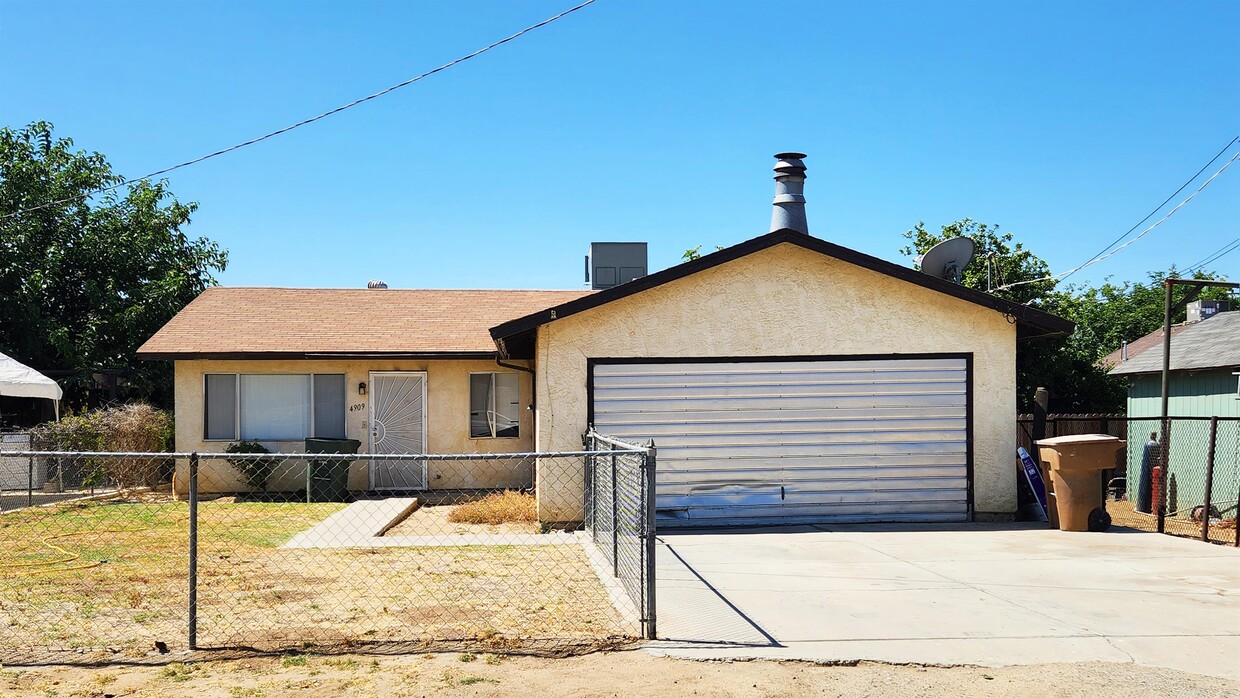 Primary Photo - 4909 Shirley Ln