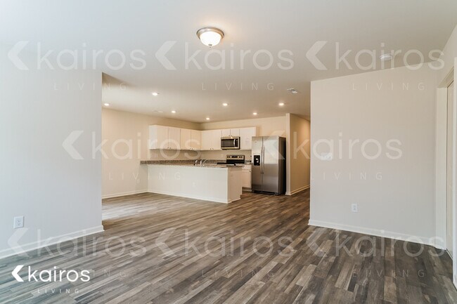 Building Photo - 207 Kyles Dr.
