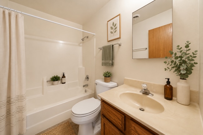 Building Photo - Burbank Manor Apartments