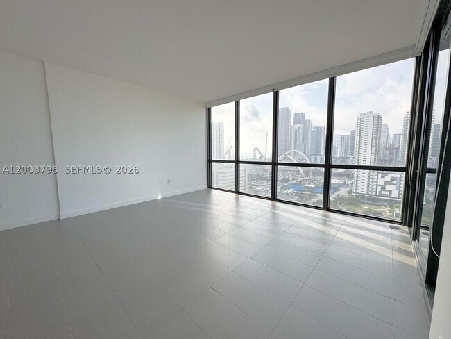 Foto del edificio - 1600 NE 1st Ave