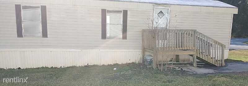 Building Photo - 18 Poplar Acres Dr