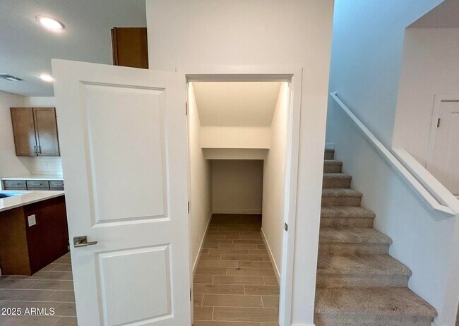 Foto del edificio - 7916 W Sands Rd