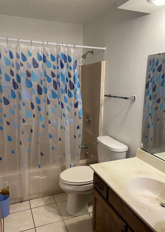 2724 Rudeen Close Unit A, Rockford, IL 61108 Condo for Rent in