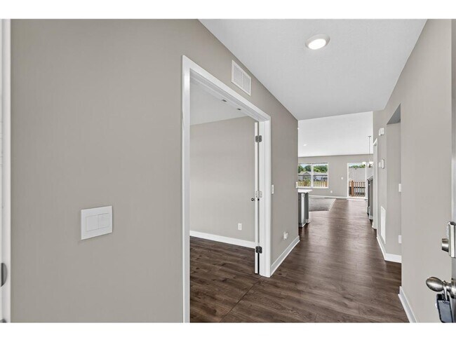 Building Photo - 18099 Heirloom Ct