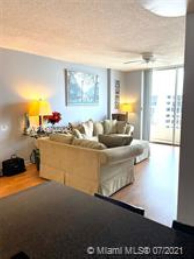 Foto del edificio - 770 Claughton Island Dr