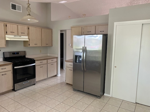 Photo - 9517 Fitzsimmons Dr House