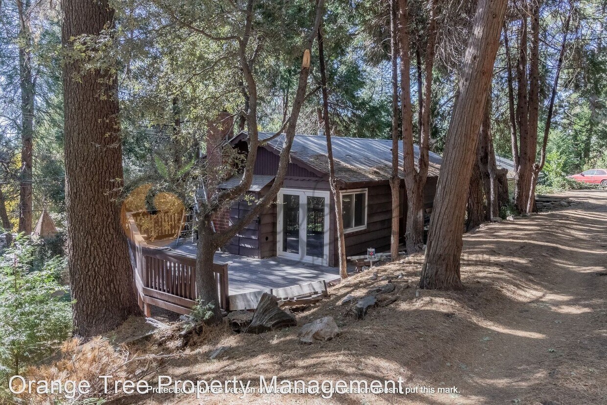 Primary Photo - 2 br, 1 bath House - 23796 Skyland Dr.