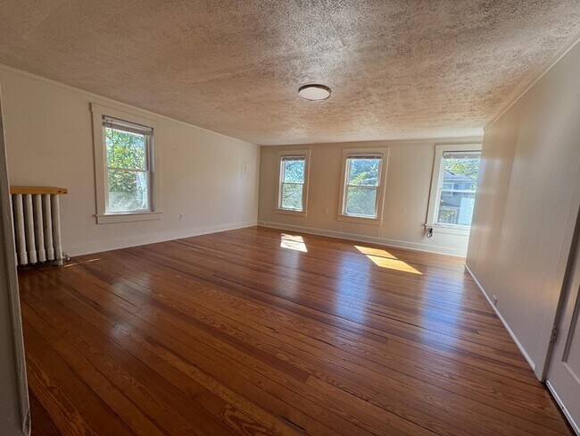 Foto del edificio - 15 Virginia Ave