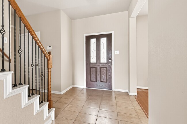 Foto del edificio - 21514 Venture Park Dr