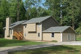 Building Photo - 3562 Bryant Ln