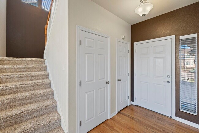 Building Photo - 10336 Antler Creek Dr