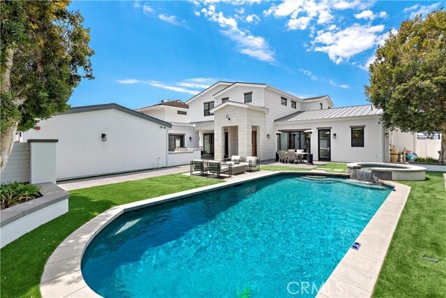 Building Photo - 2507 Alta Vista Dr