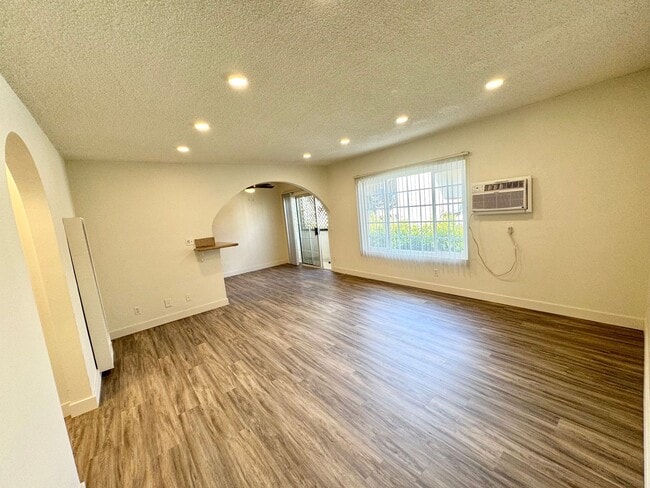 Building Photo - 4106 Inglewood Blvd